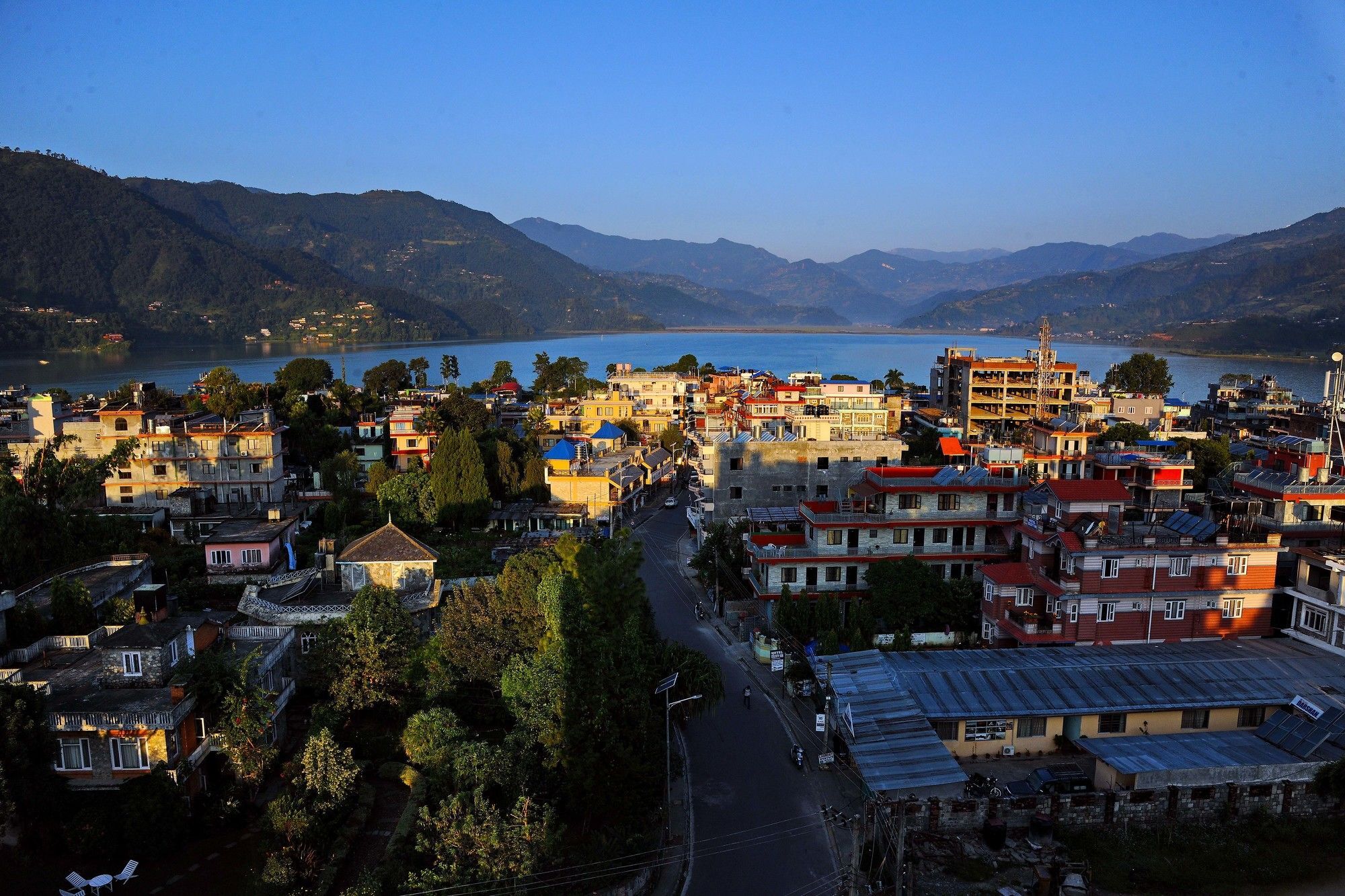 Hotel Queens Park Pokhara Luaran gambar